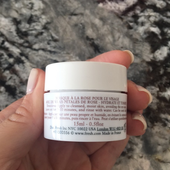 Rose face mask - Picture 4 of 6